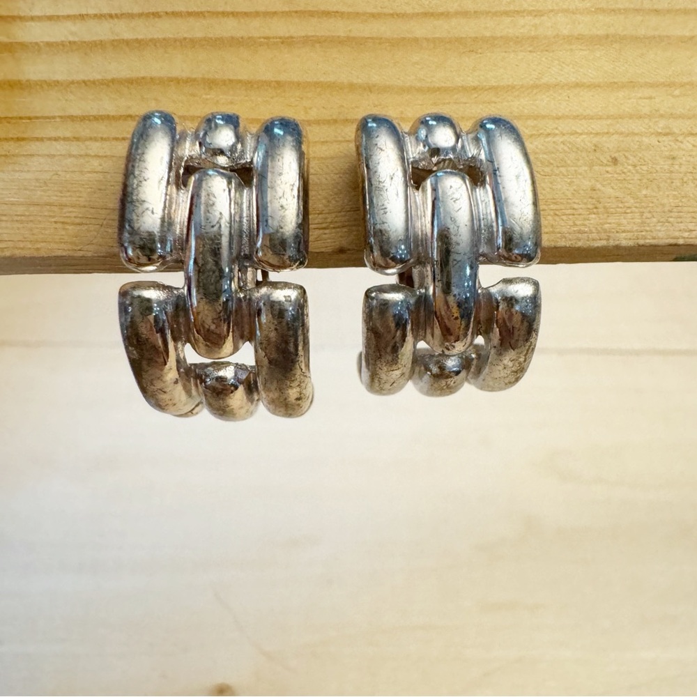 Vintage 80s GIVENCHY Paris New York Silver Tone Chain Clip On Earrings Statement - Picture 2 of 9
